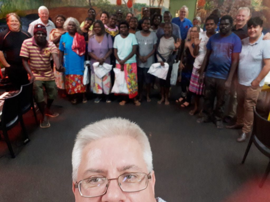 Carl Musch with Aboriginal people behind him (source: Carl Musch)